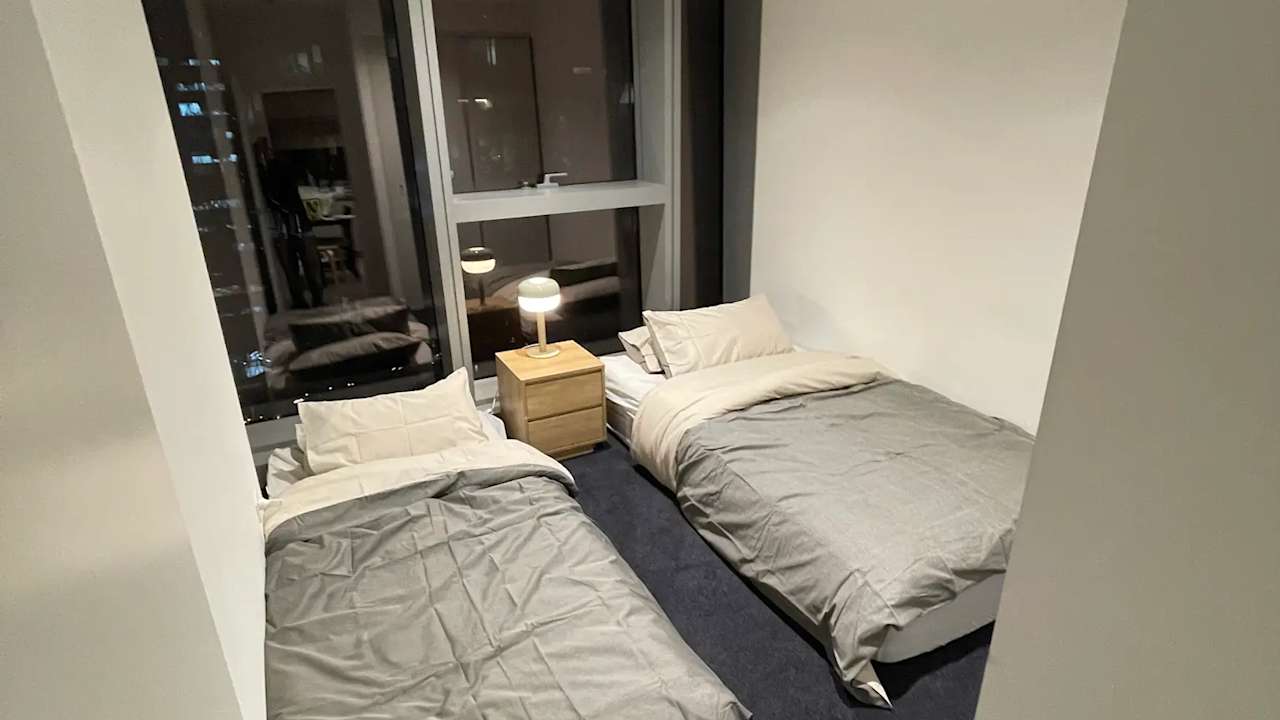 Furnished room with own bathroom