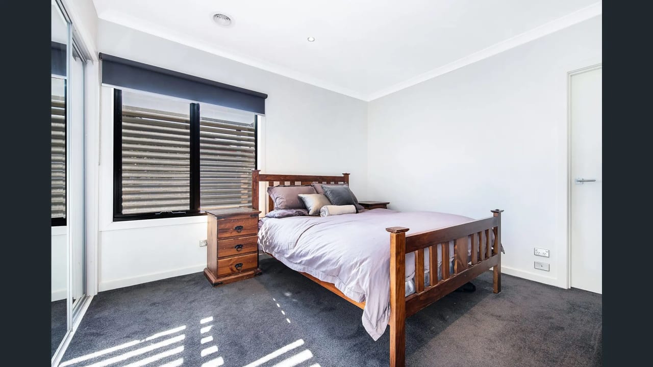 Unfurnished room in a share house