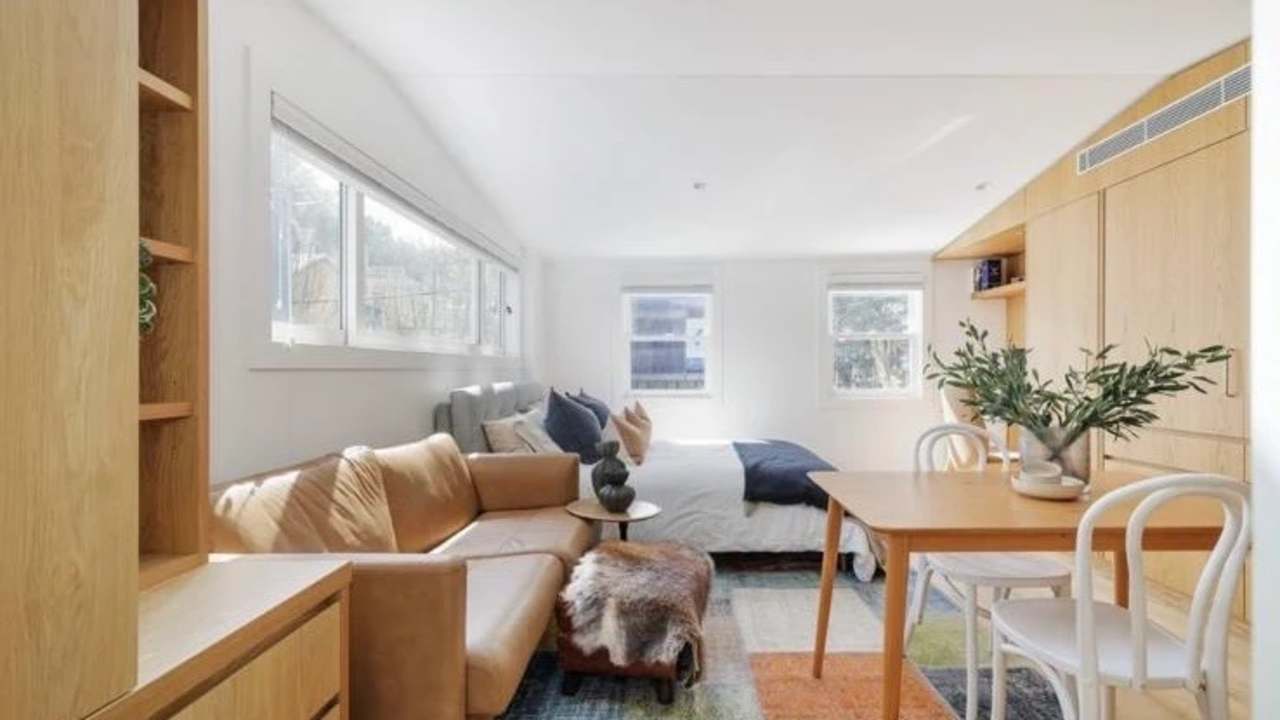 Furnished room studio flat for rent