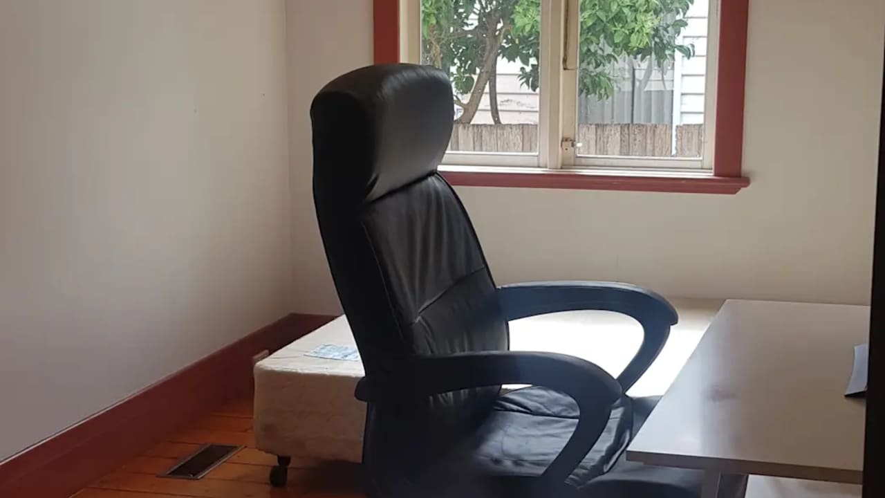 Room in a share house