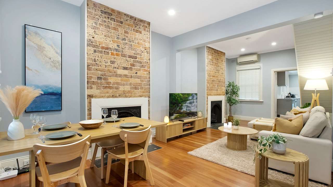 Whole property with 2 rooms for rent