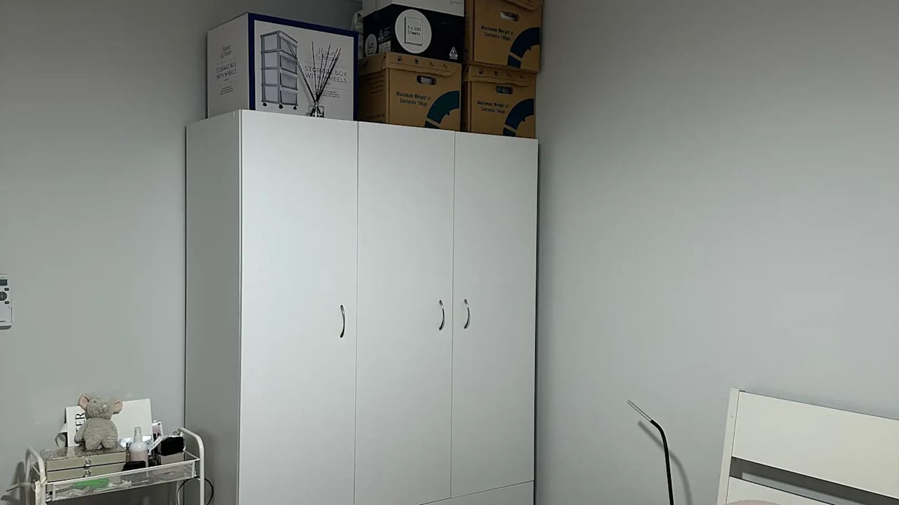 Room in a share house