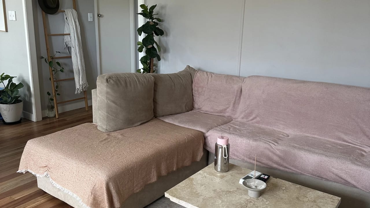 Room in a share house