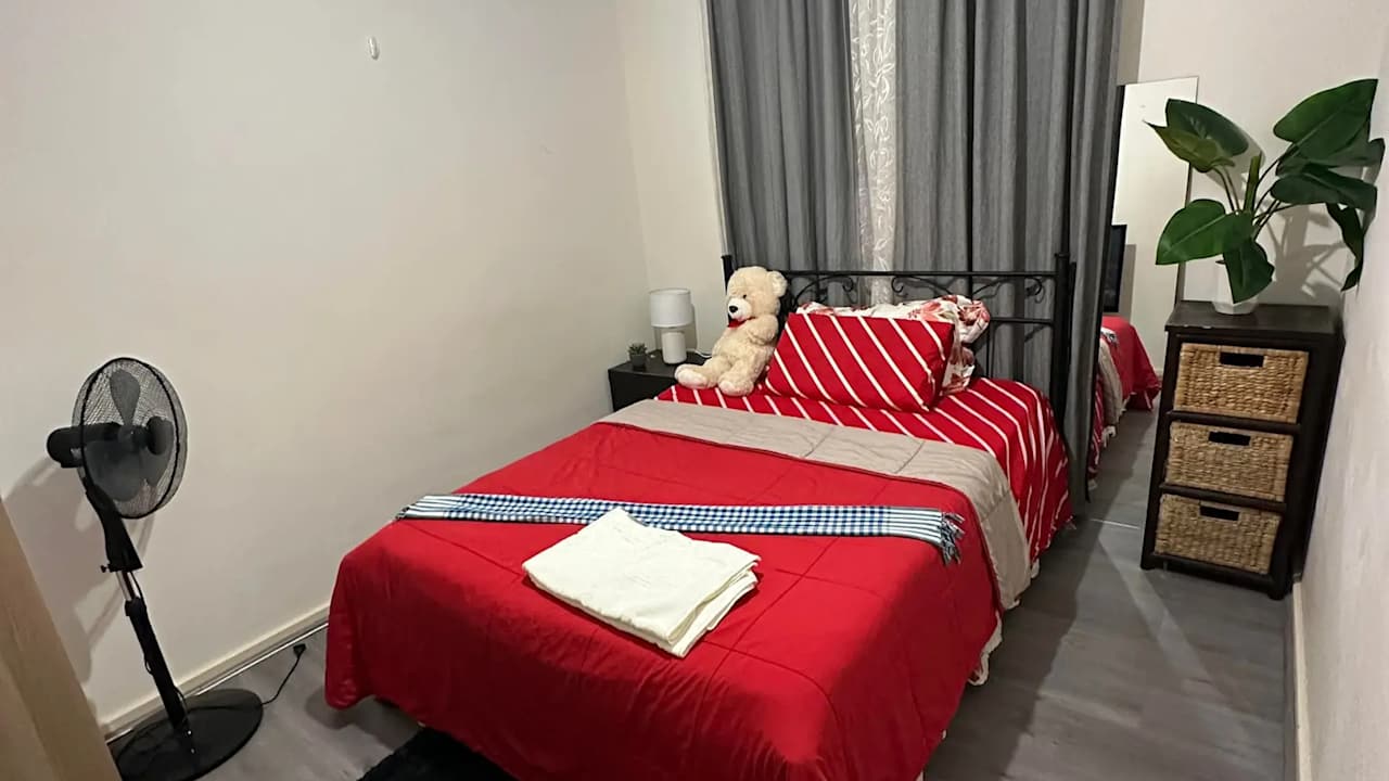 Room in a share house