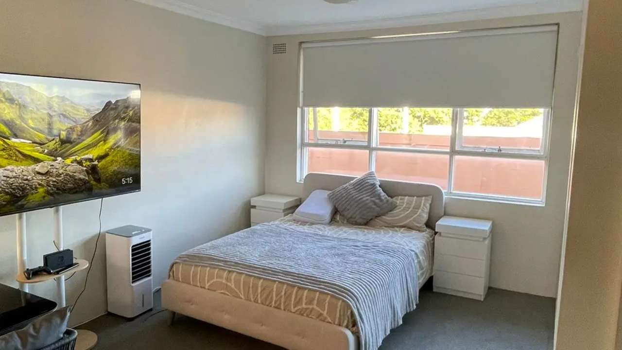 Furnished room studio flat for rent