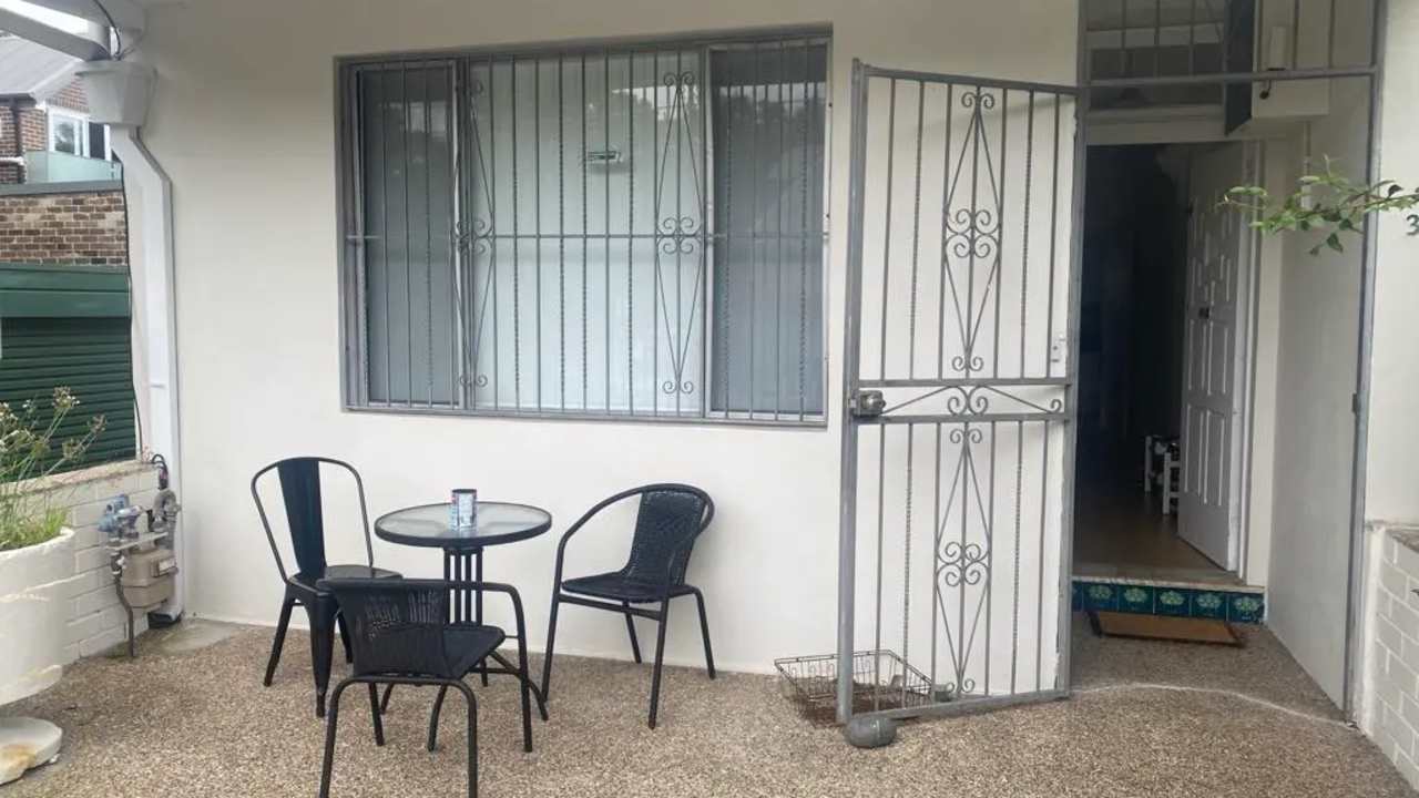 Unfurnished room in a share house