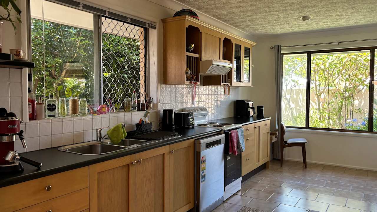 Unfurnished room in a share house