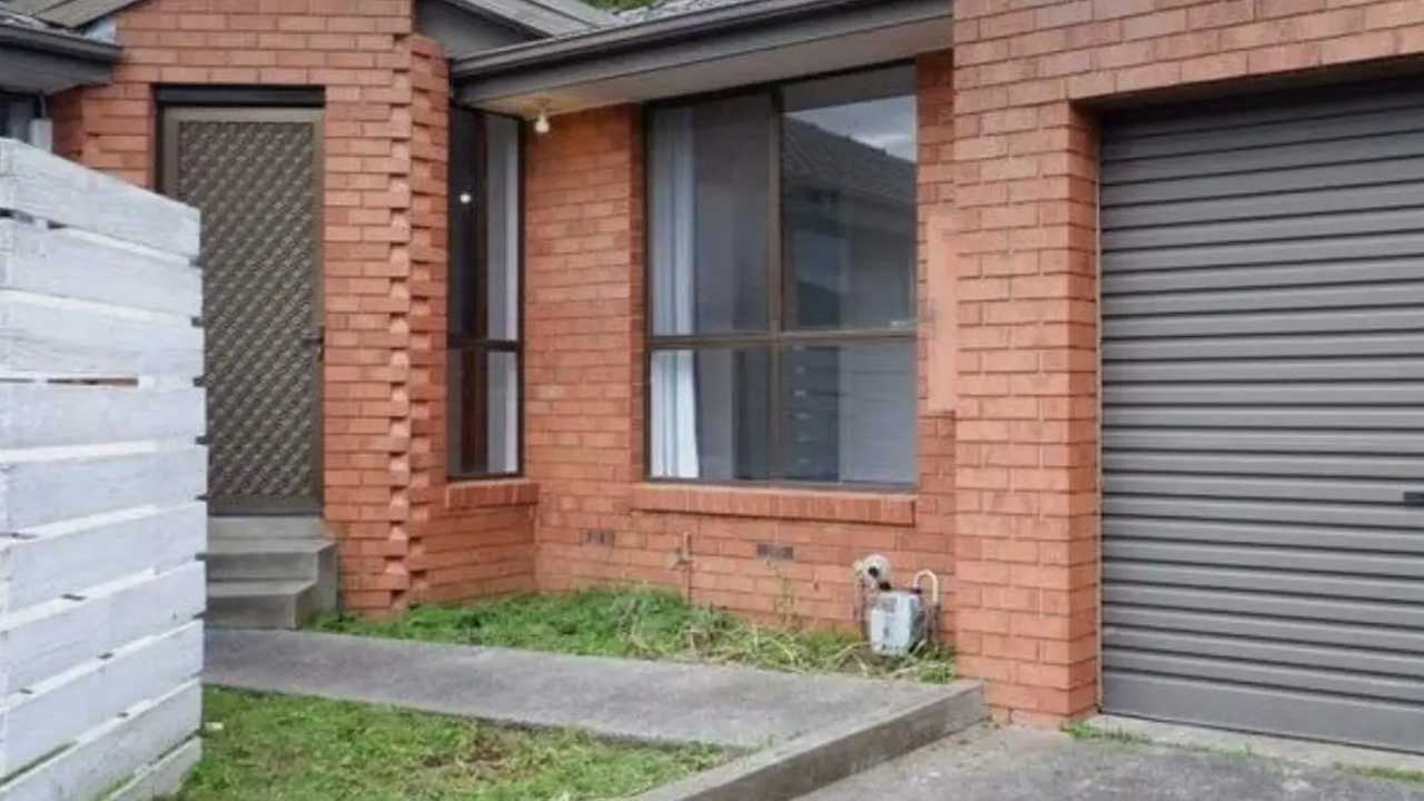 Whole property with 3 rooms for rent