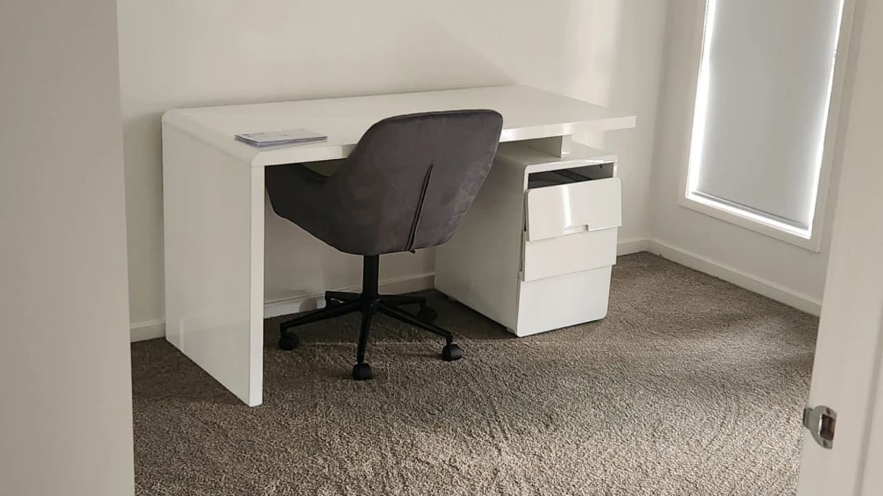 Unfurnished room with own bathroom