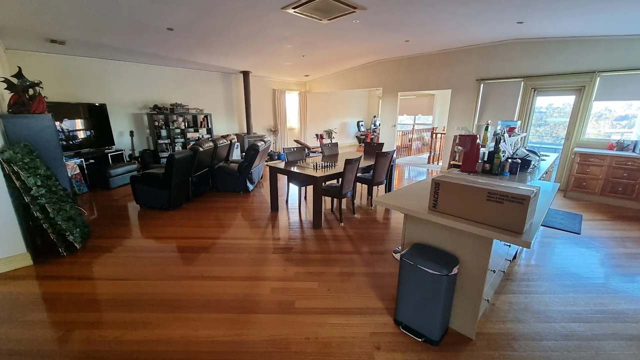 Room in a share house