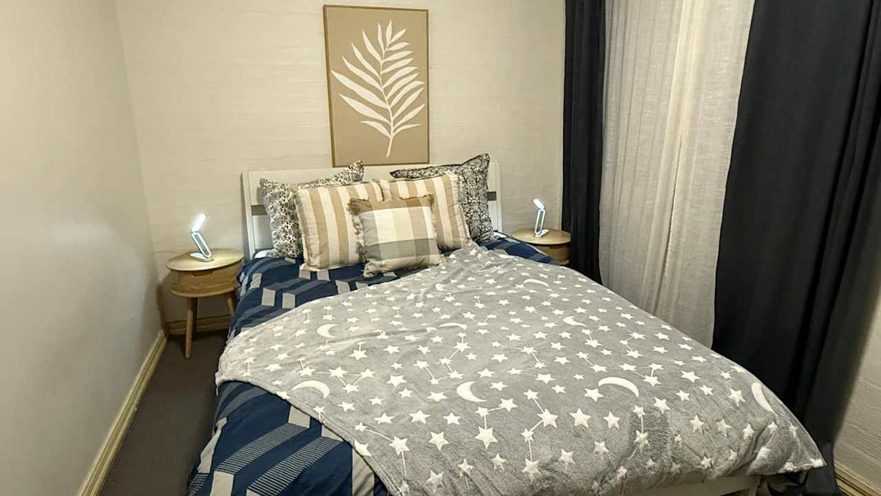 Furnished room with own bathroom
