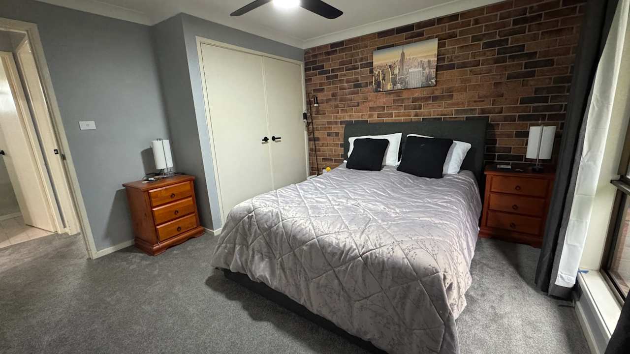Whole property with 2 rooms for rent