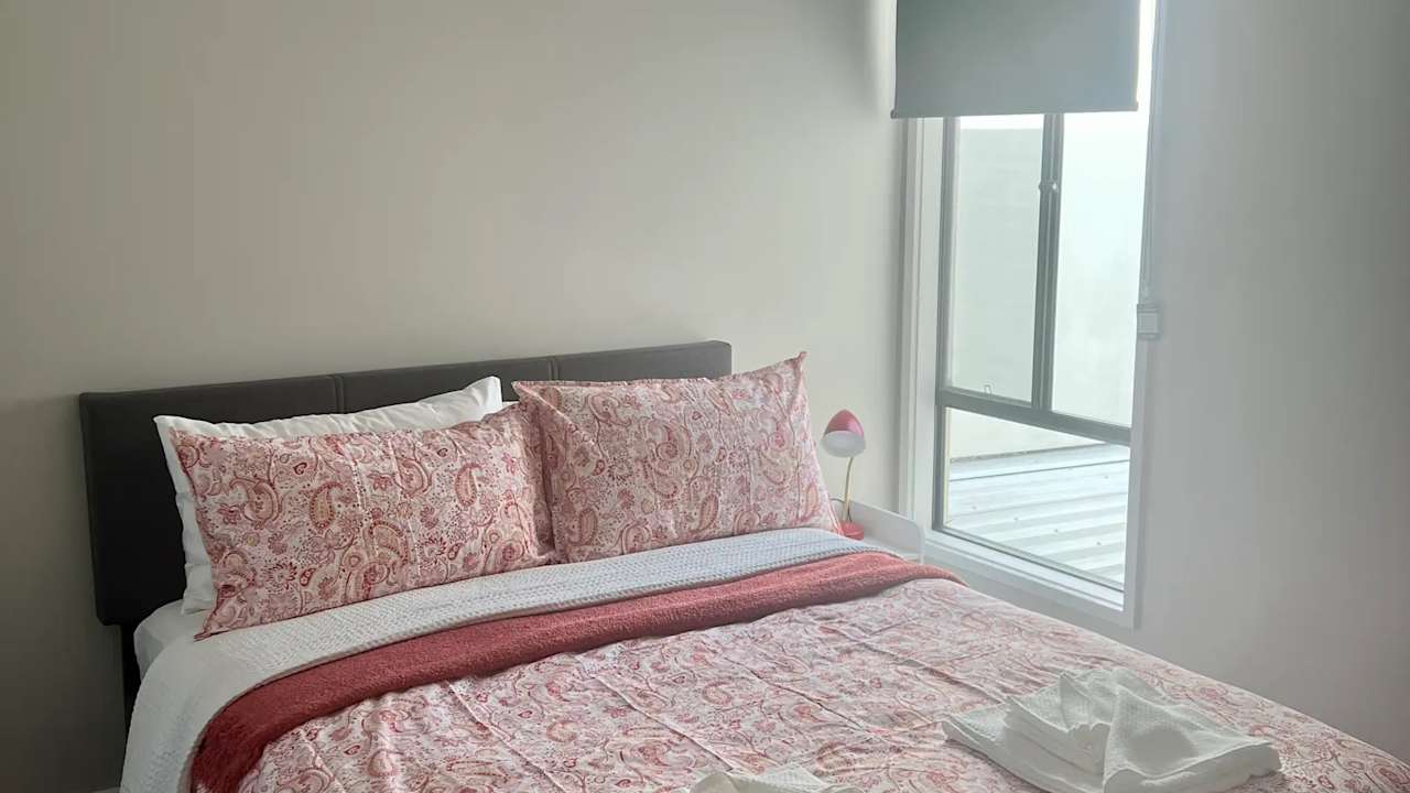 Furnished room with own bathroom