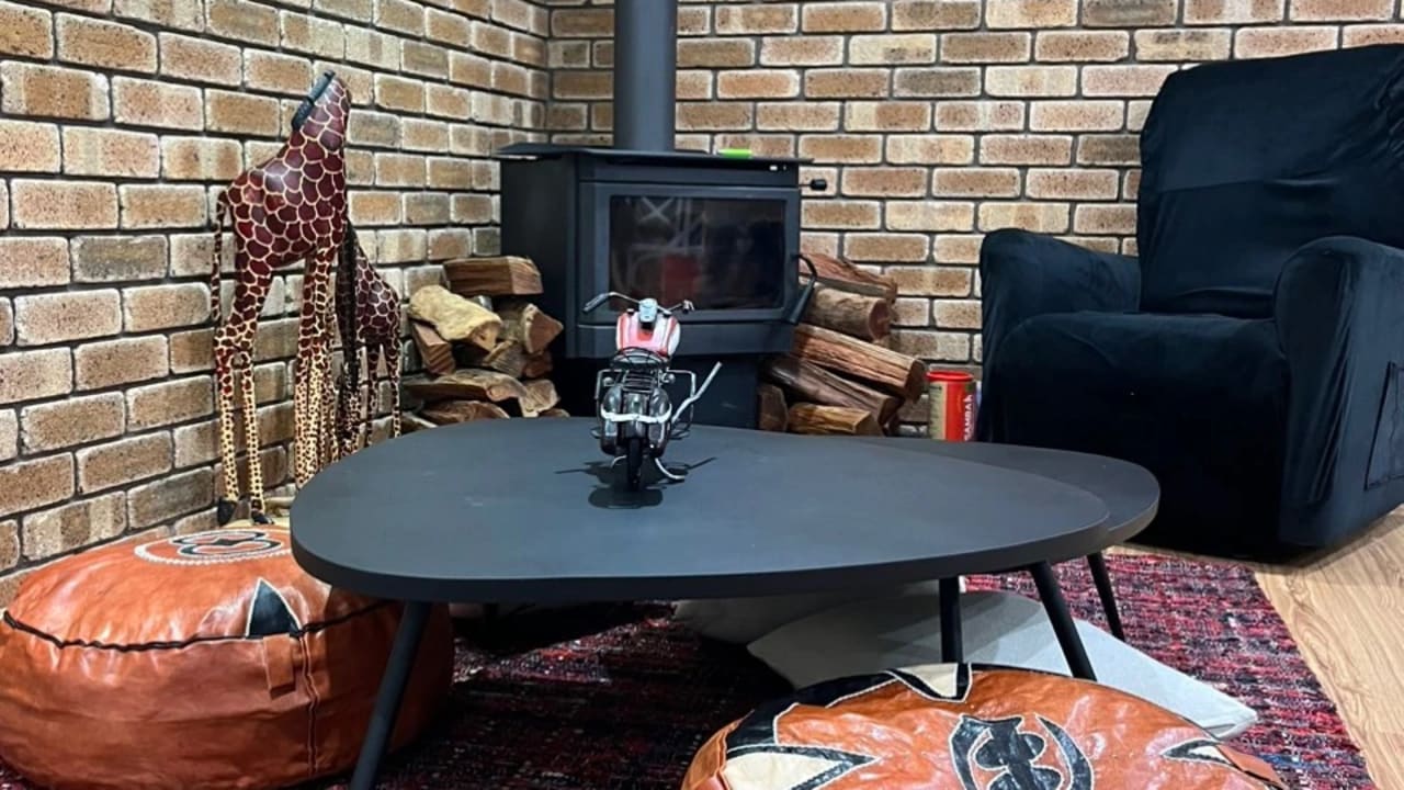 Room in a share house