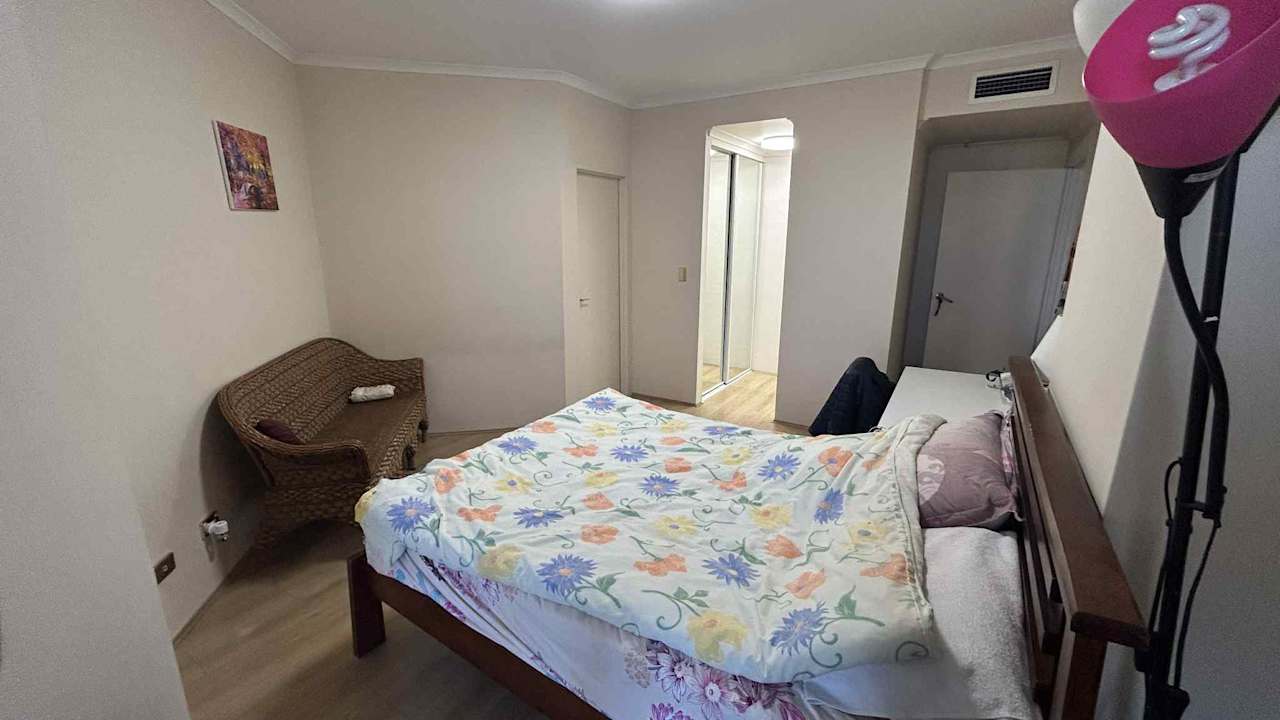 Furnished room with own bathroom