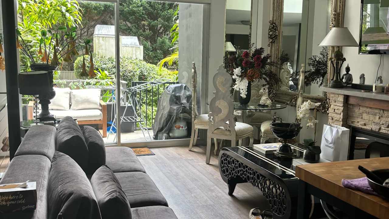 Furnished room with own bathroom