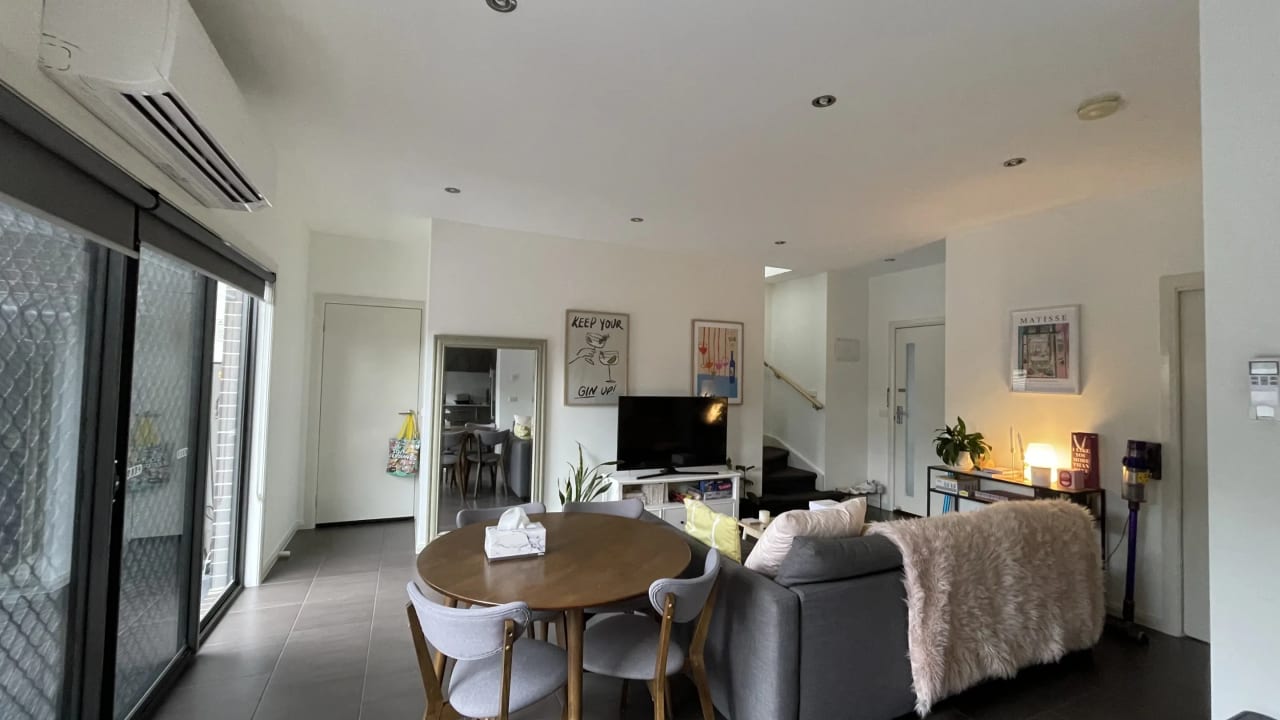 Room with ensuite in a share house