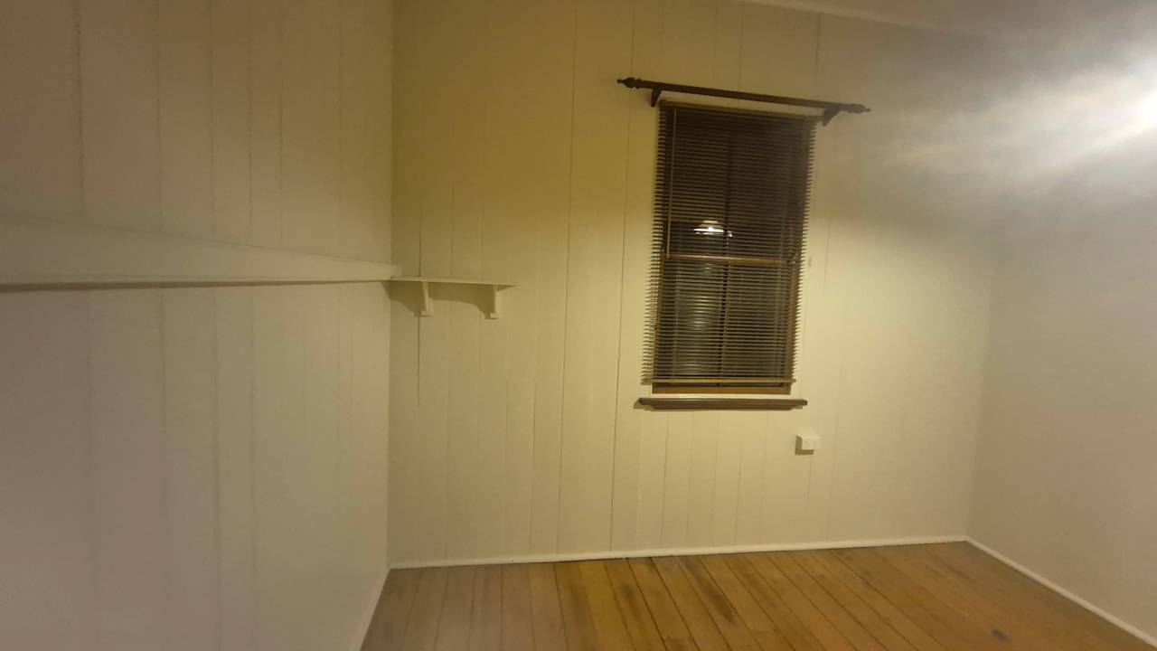 Unfurnished room in a share house