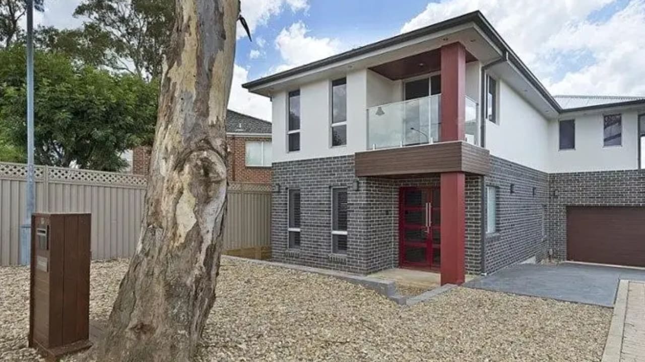 Furnished room with ensuite in a share house