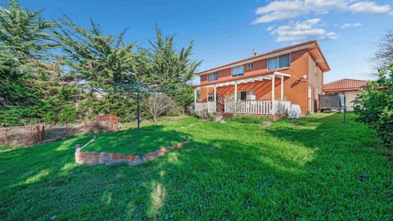 Room in a share house