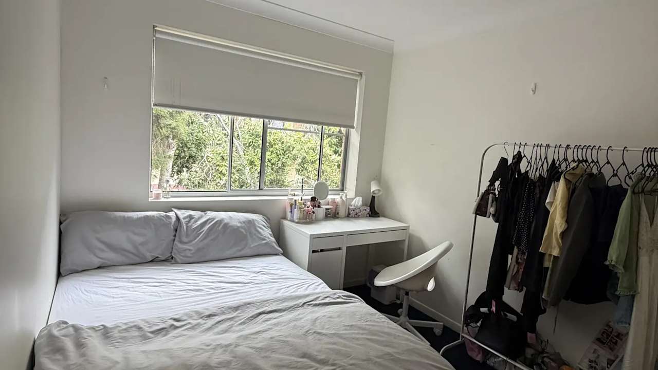 Unfurnished room in a share house