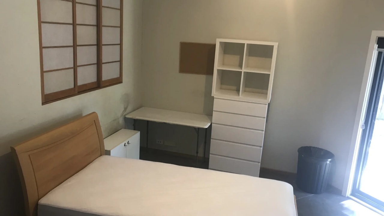 Furnished room in a share house