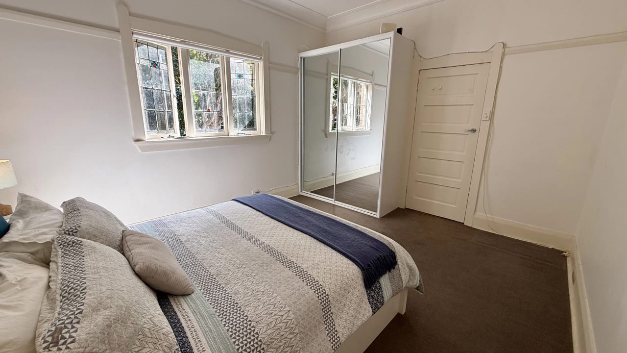 Furnished room in a share house