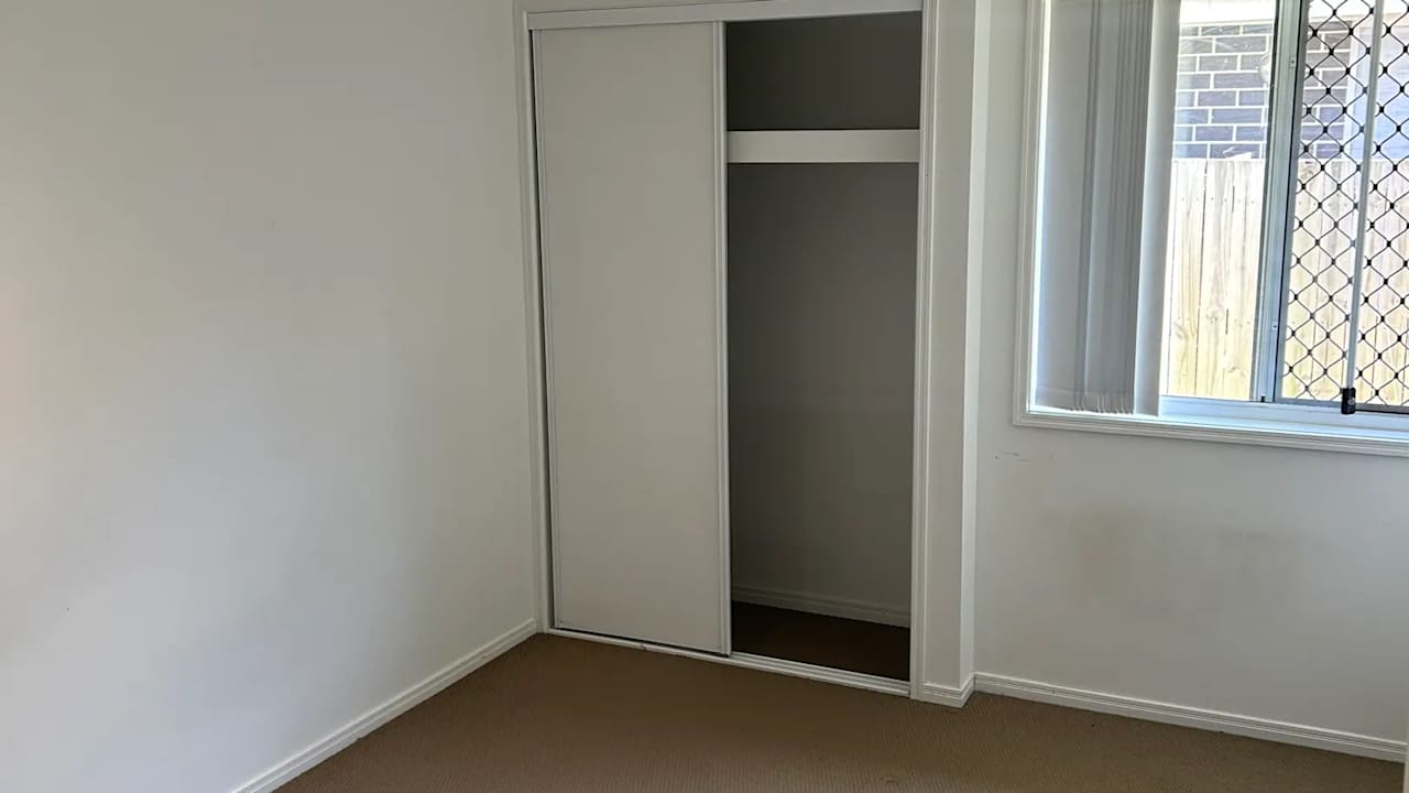 Unfurnished room in a share house