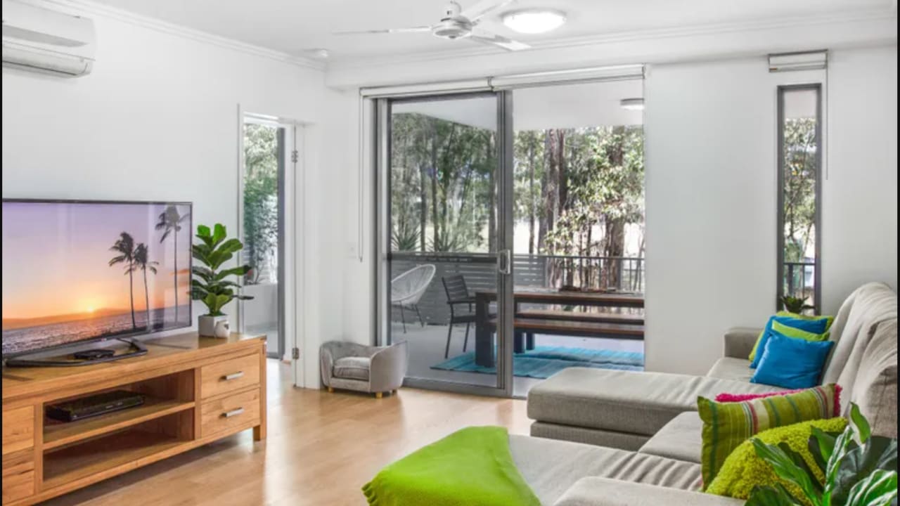 Whole property with 2 rooms for rent
