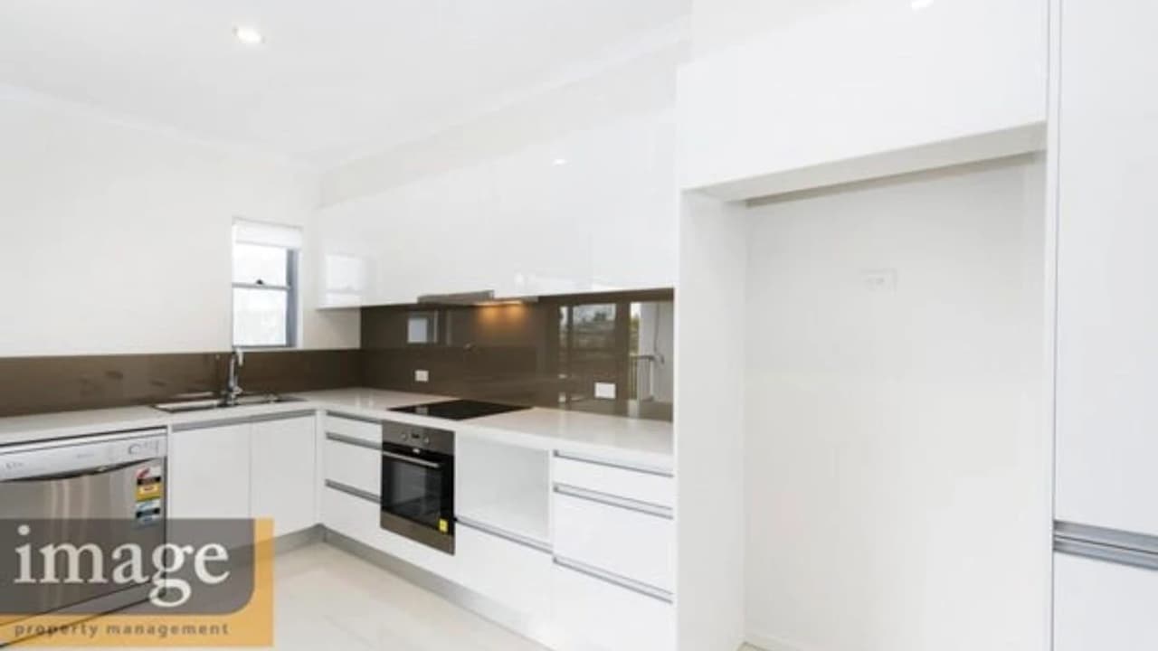 Unfurnished room with own bathroom