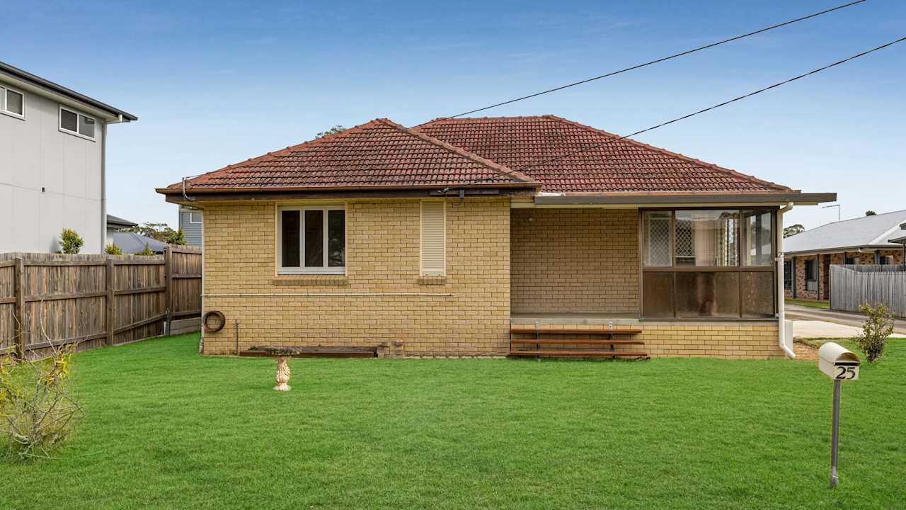 Whole property with 3 rooms for rent