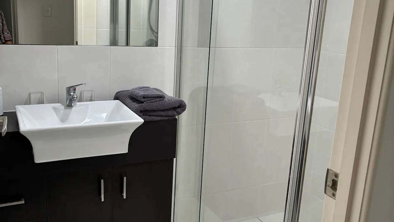 Furnished room with own bathroom