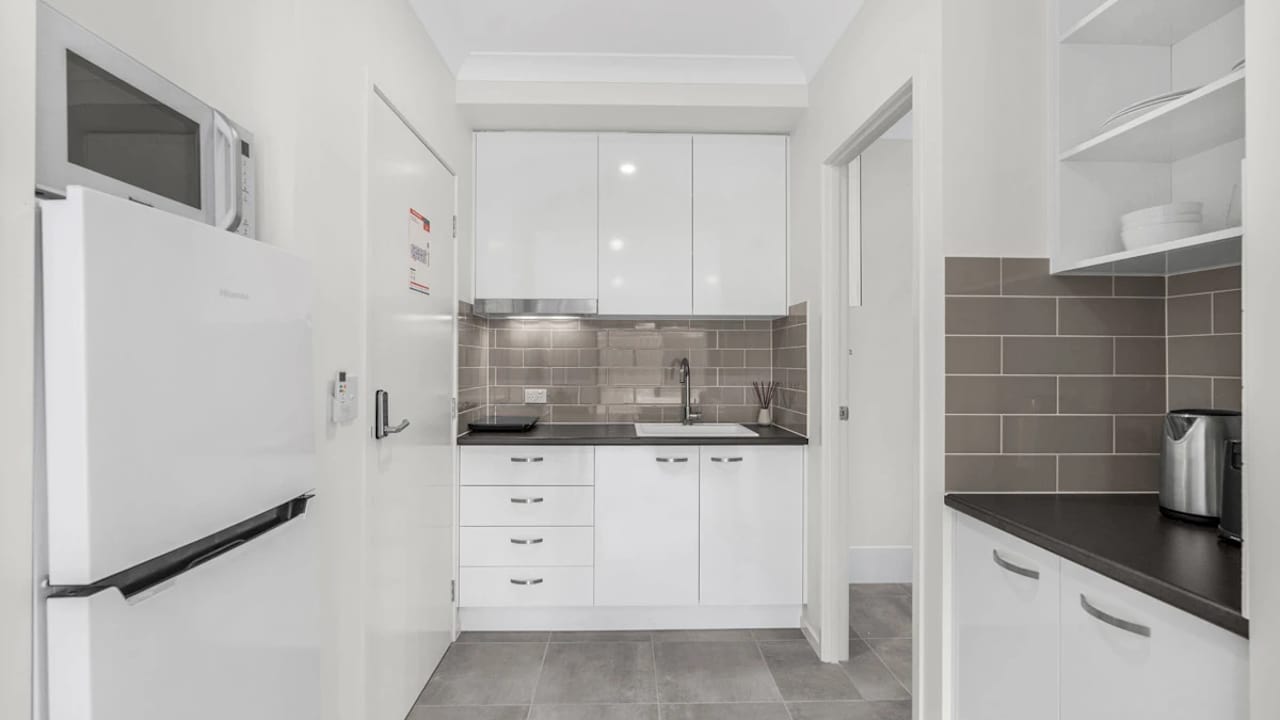 Furnished room studio flat for rent