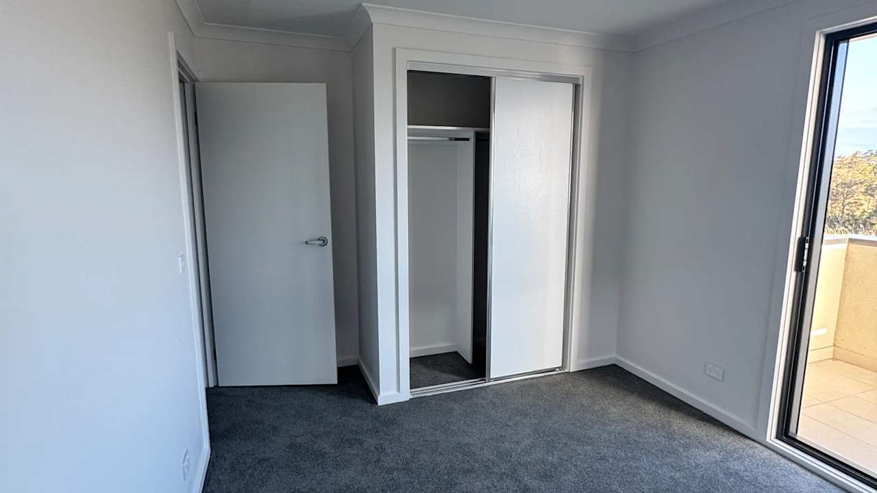 Unfurnished room with ensuite in a share house