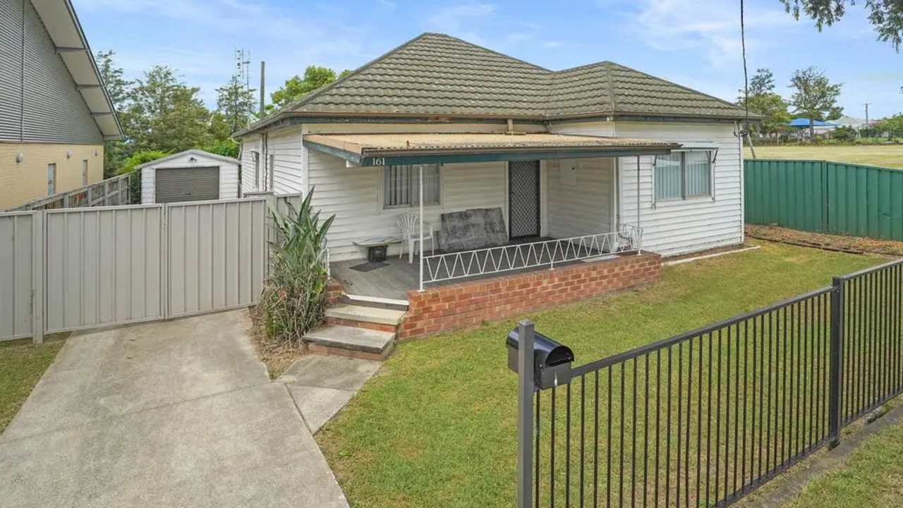 Room in a share house