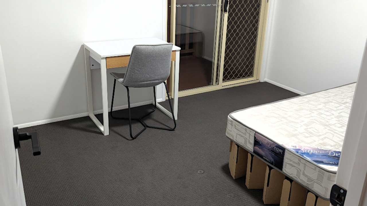 Furnished room with own bathroom