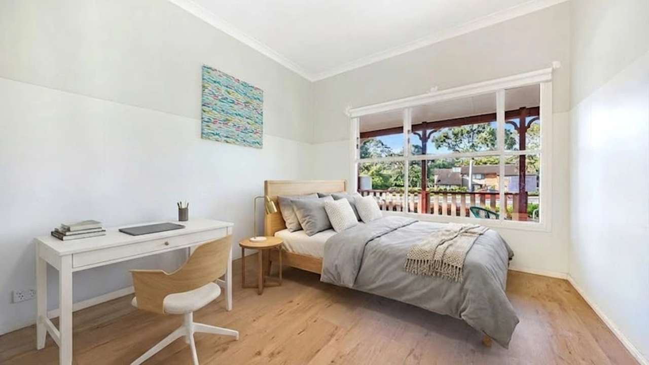 Furnished room in a share house