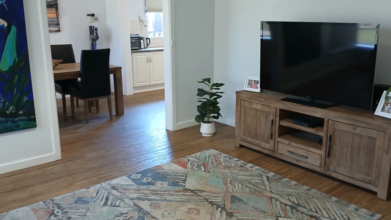 Room in a share house