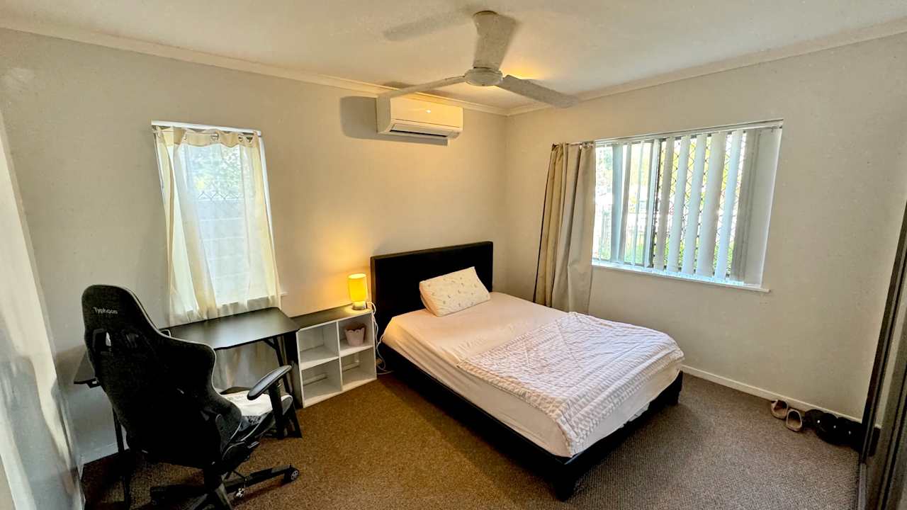 Furnished room with own bathroom