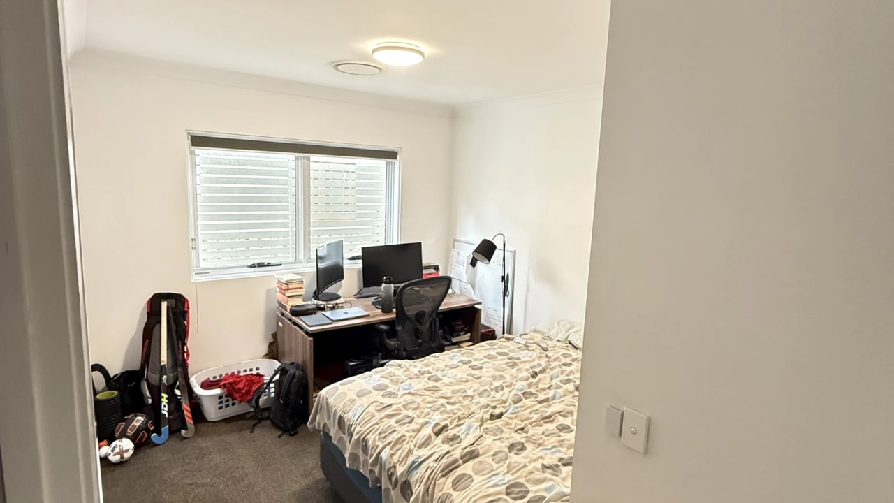 Unfurnished room in a share house