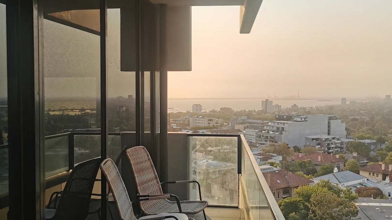 Furnished room with own bathroom