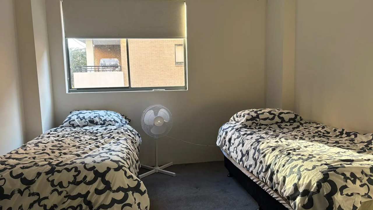 Furnished room in a flatshare