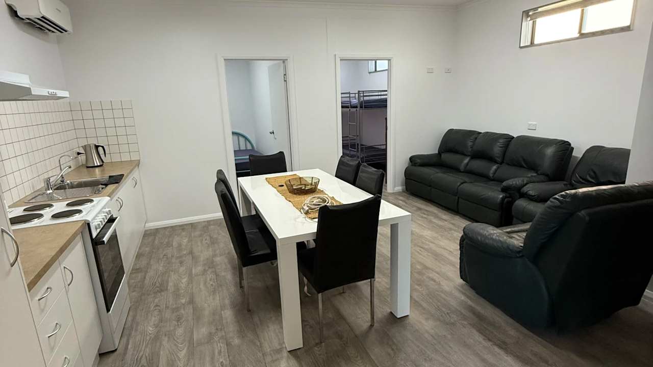 Whole property with 2 rooms for rent