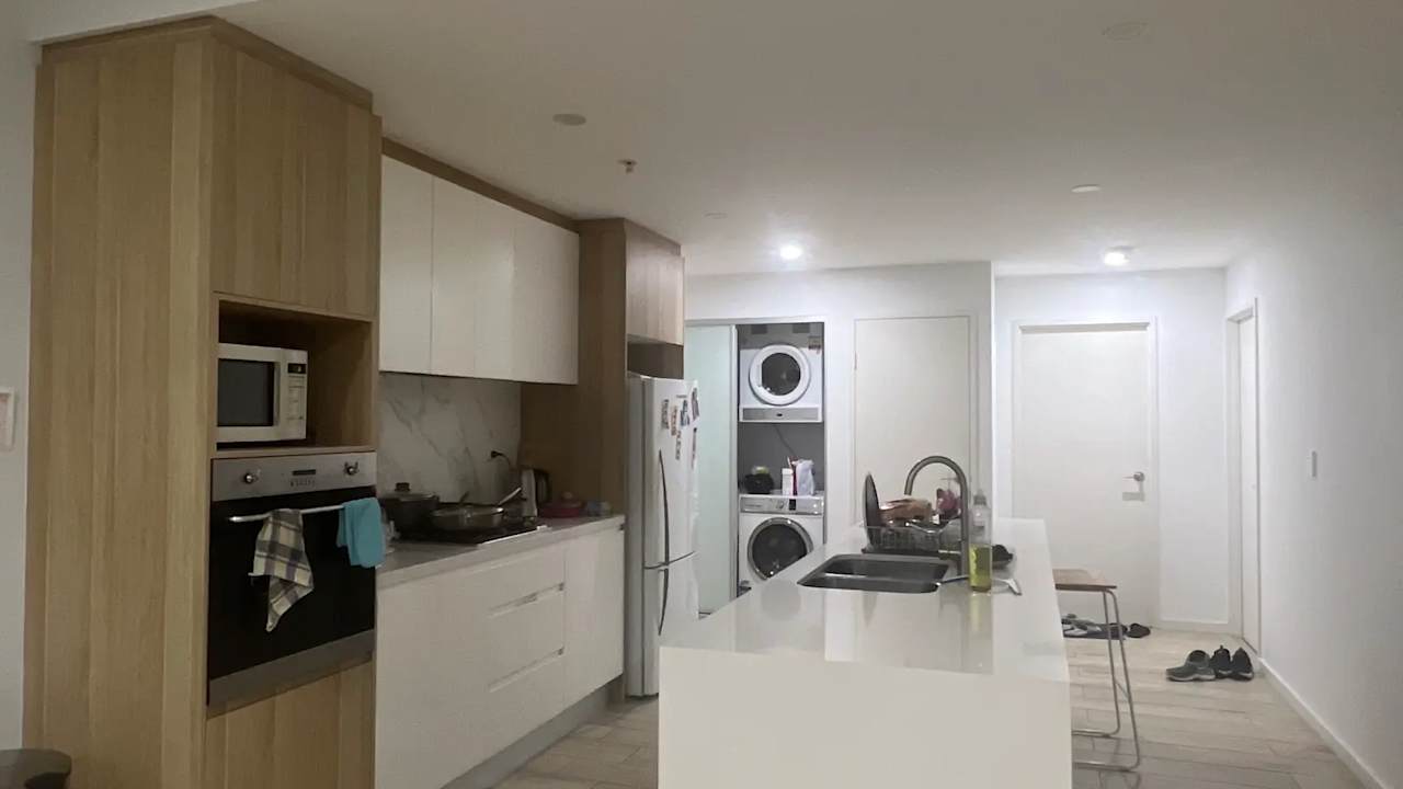 Furnished room in a flatshare