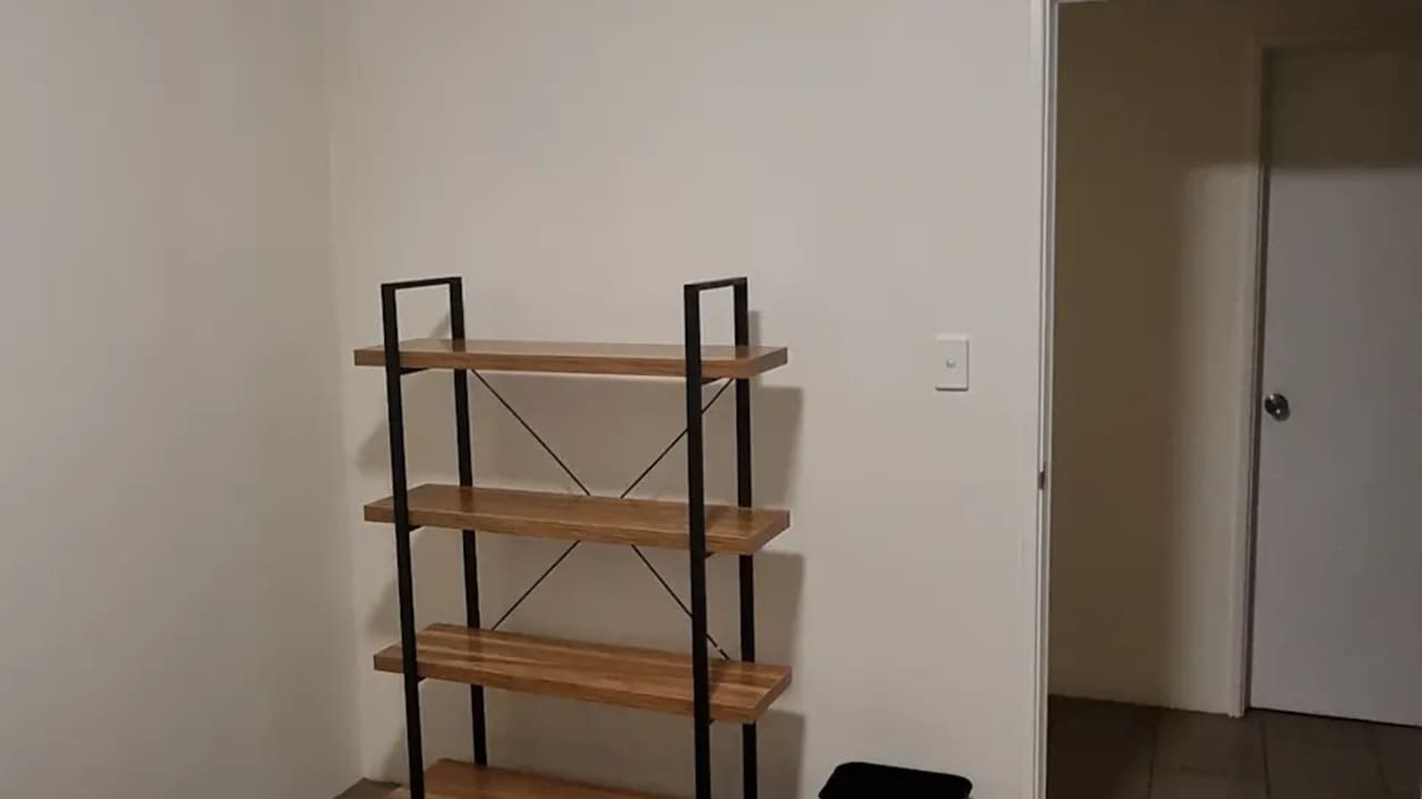 Furnished room in a share house