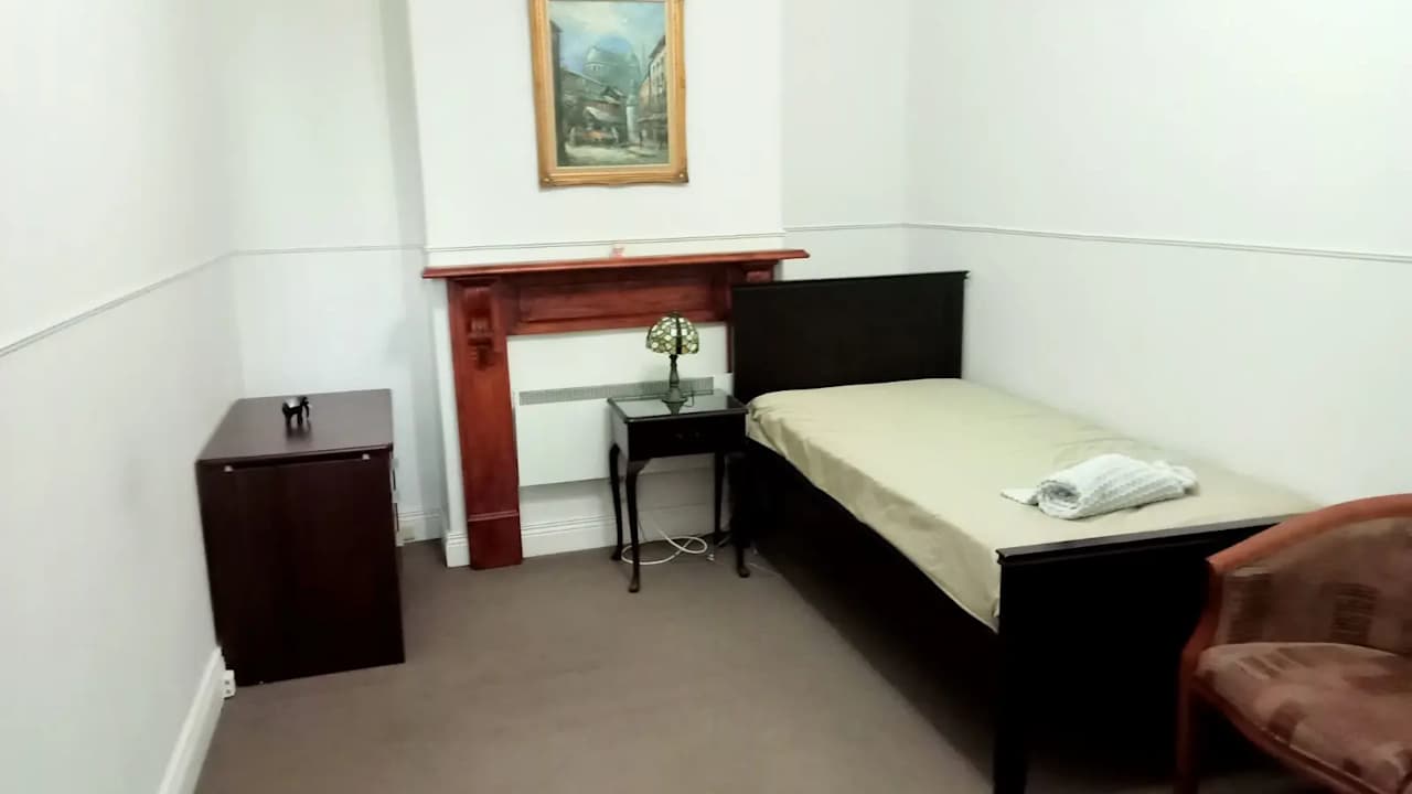 Furnished room in a share house