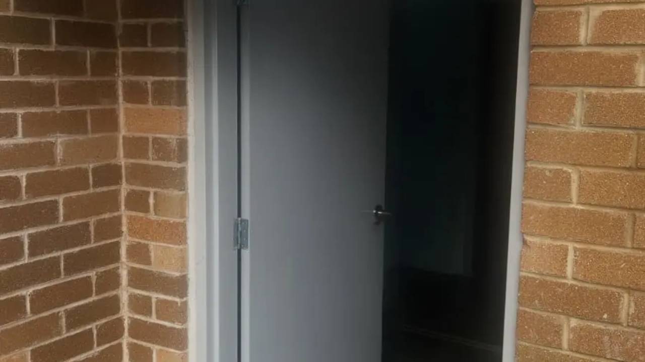 Unfurnished room granny flat for rent