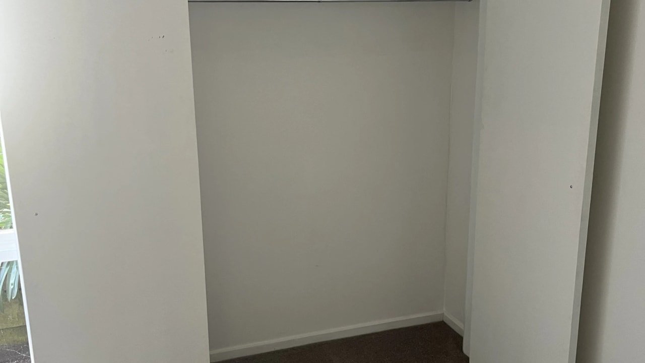 Unfurnished room with own bathroom