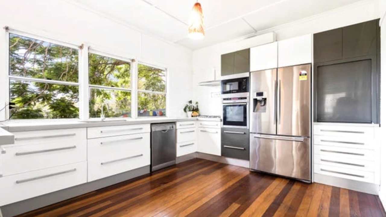 Unfurnished room in a share house