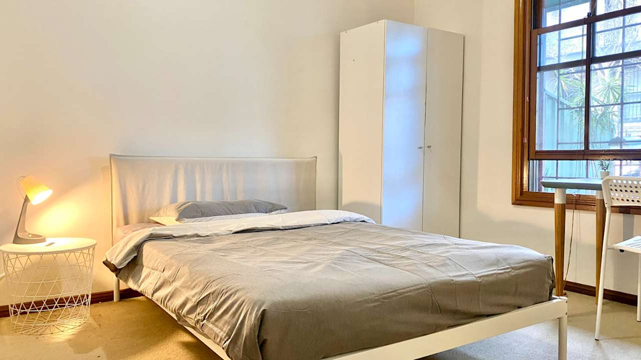 Furnished room in a share house